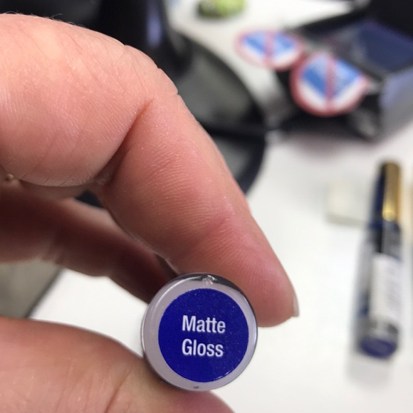 Lipsense lip stain and lip gloss and oops remover - Picture 11 of 11